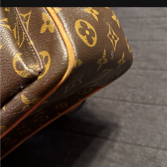 AUTHENTIC LOUIS VUITTON PURSE AND WALLET - Picture 10 of 12